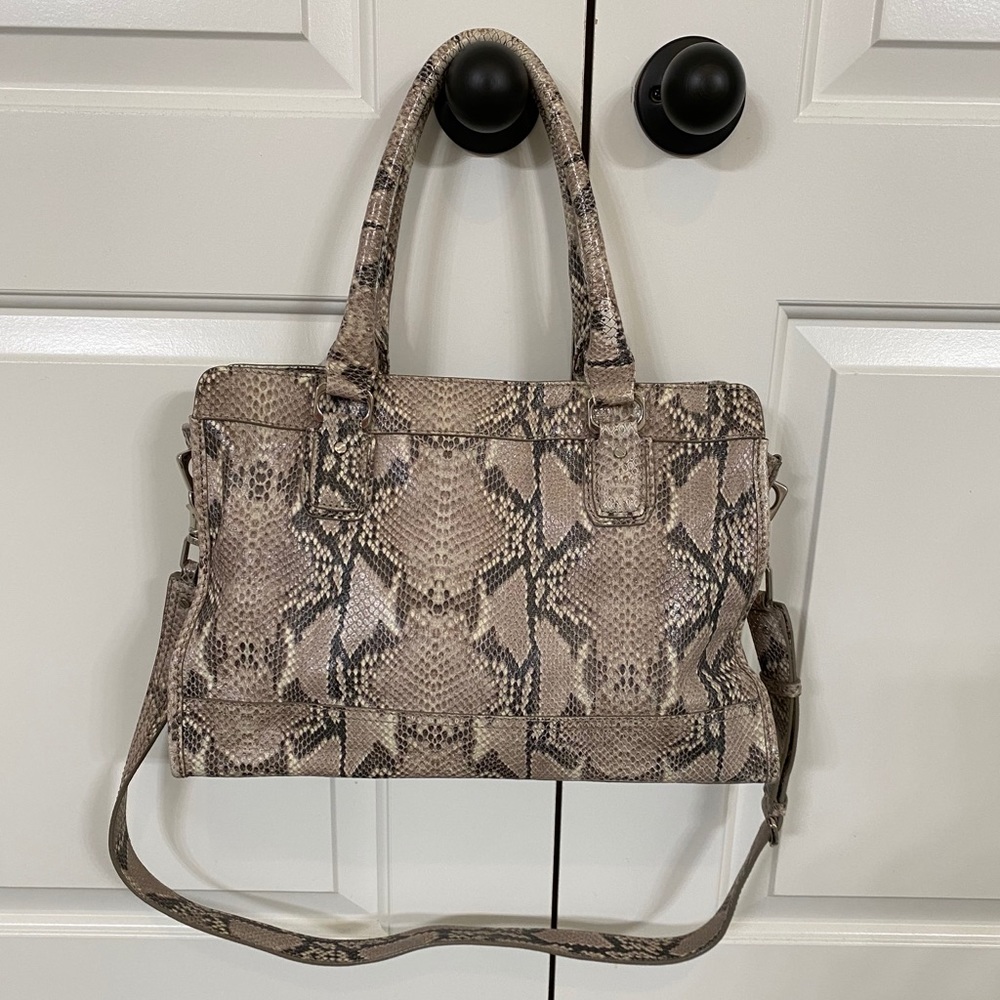 Cole Hann Hand Bag - Picture 2 of 5